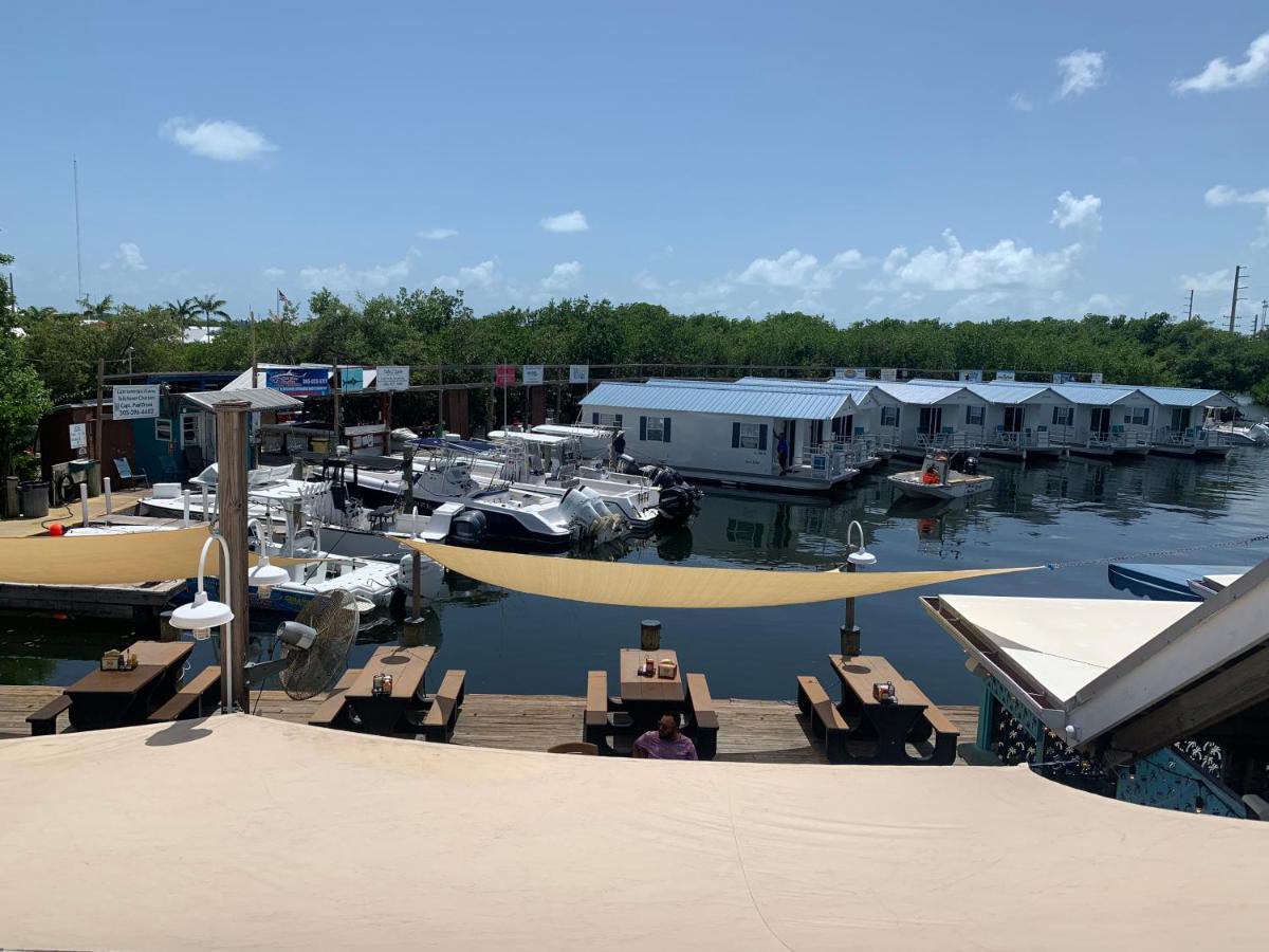 Aqua Lodges At Hurricane Hole Marina Stock Island Eksteriør billede